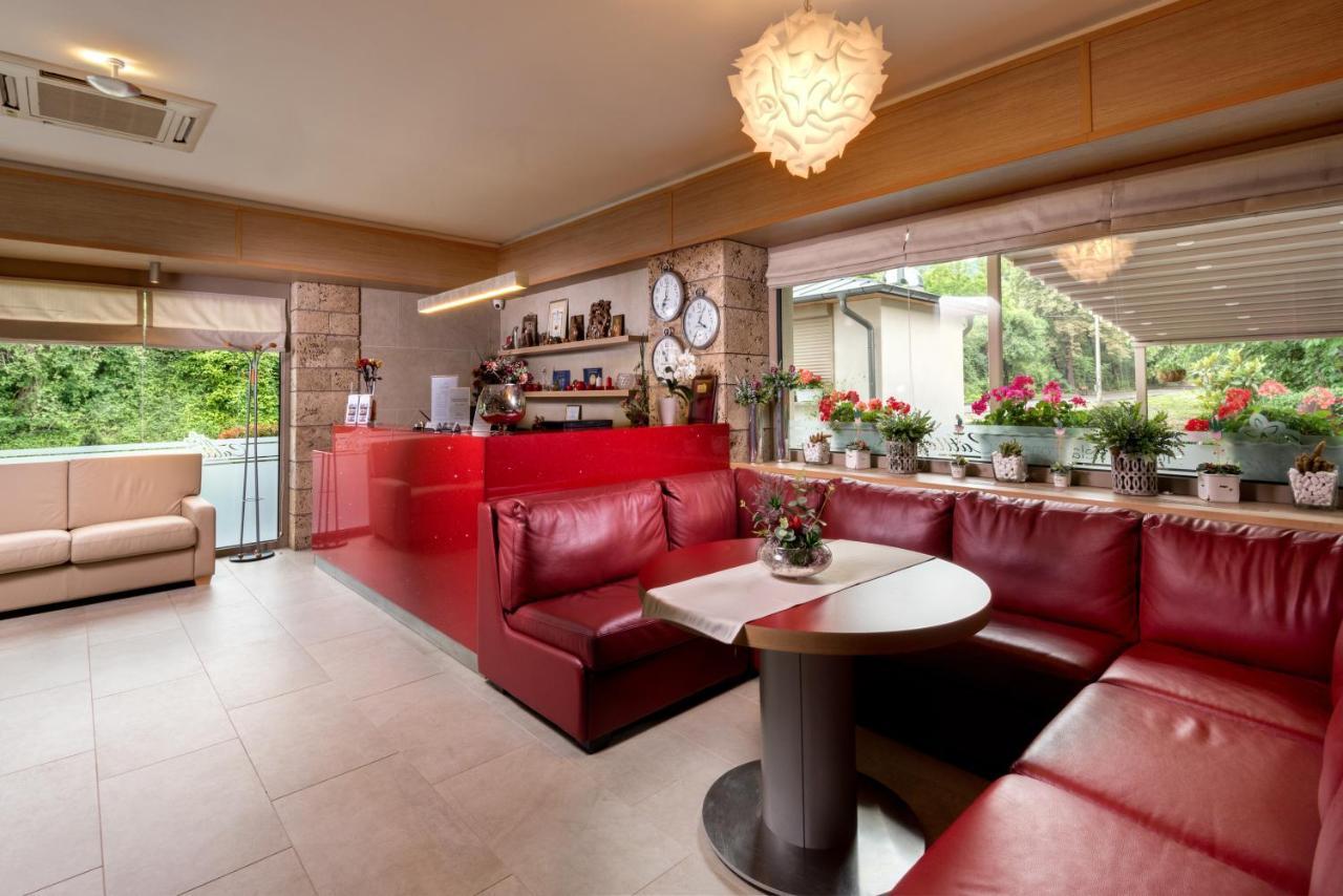 Hotel & Relax Zone Cattleya Krushuna Dış mekan fotoğraf