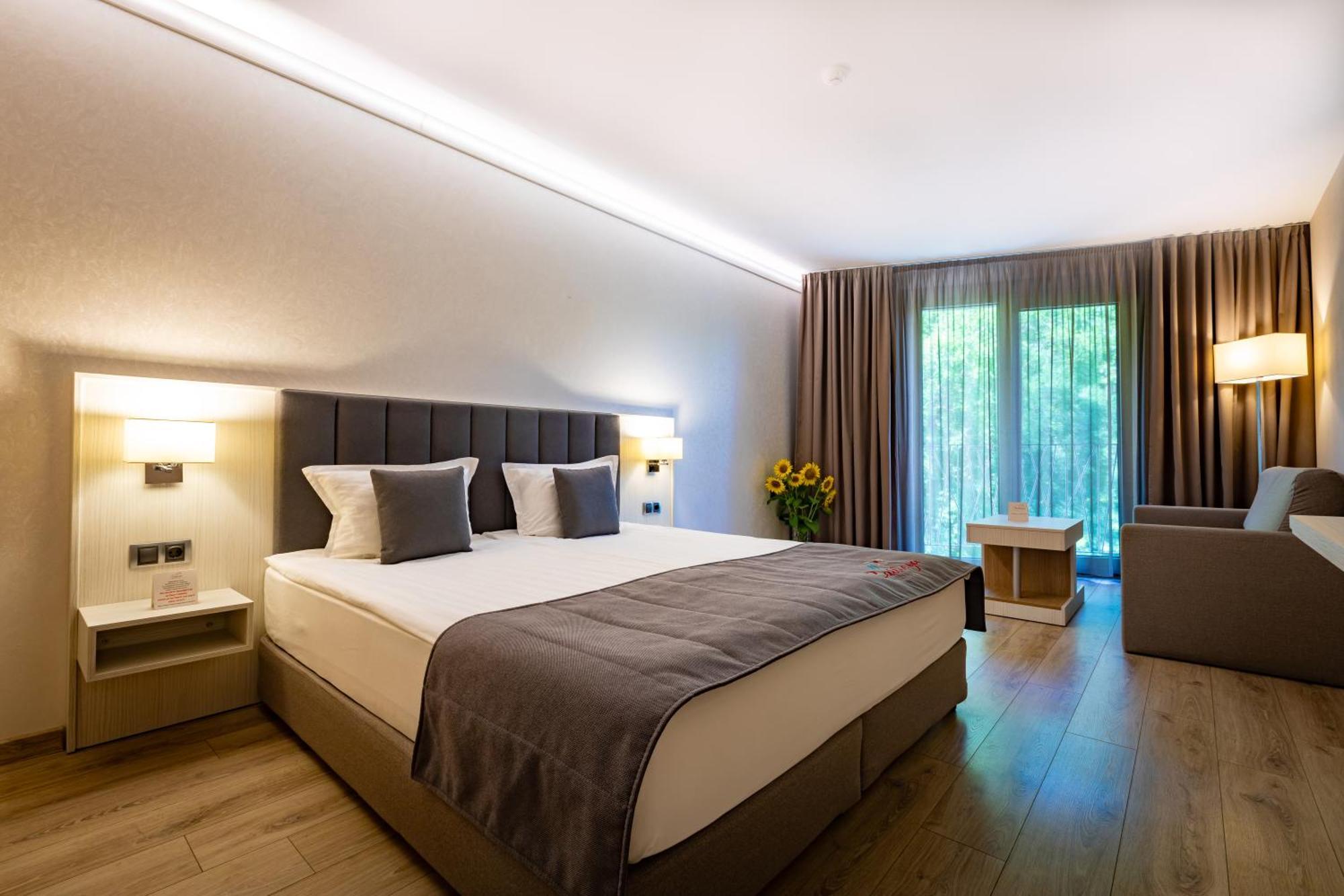 Hotel & Relax Zone Cattleya Krushuna Dış mekan fotoğraf