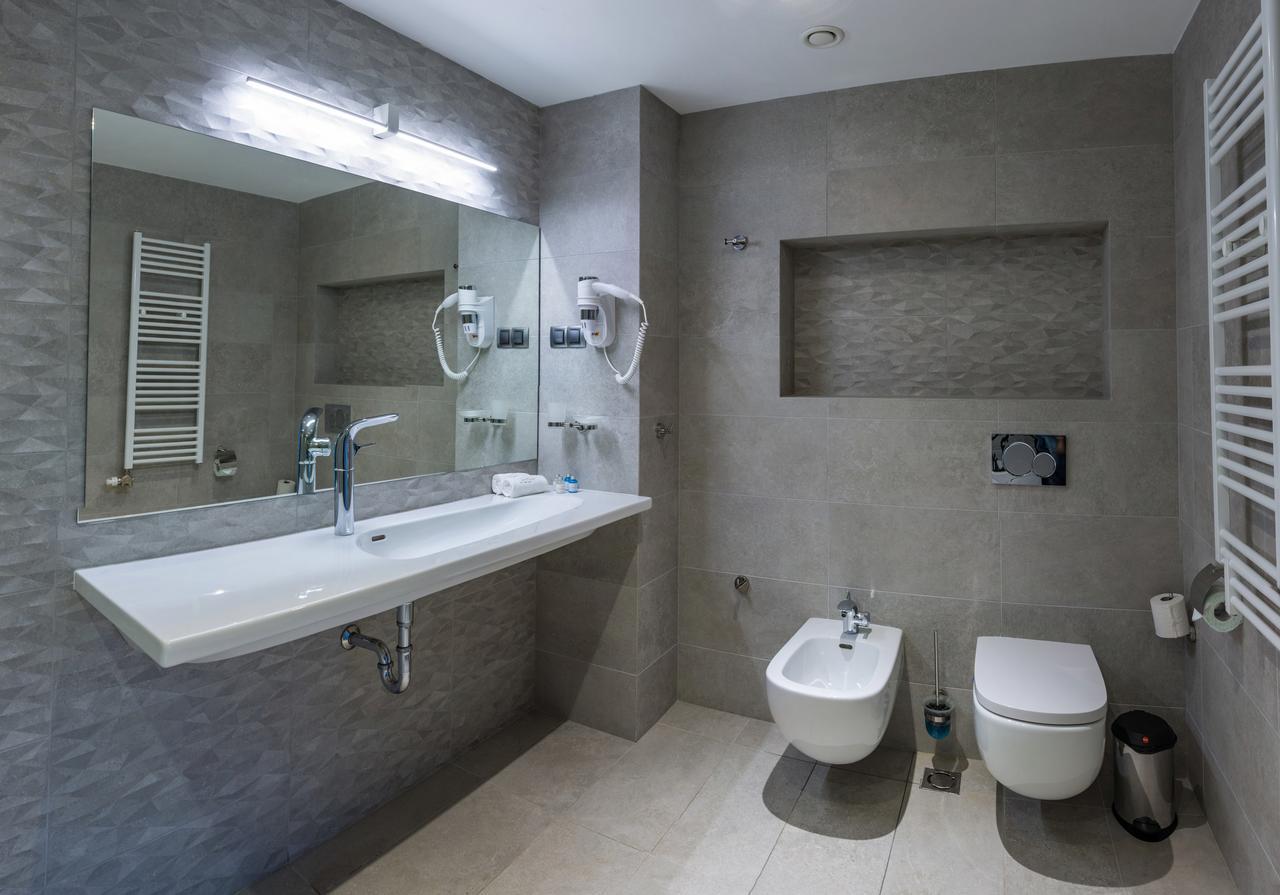 Hotel & Relax Zone Cattleya Krushuna Dış mekan fotoğraf